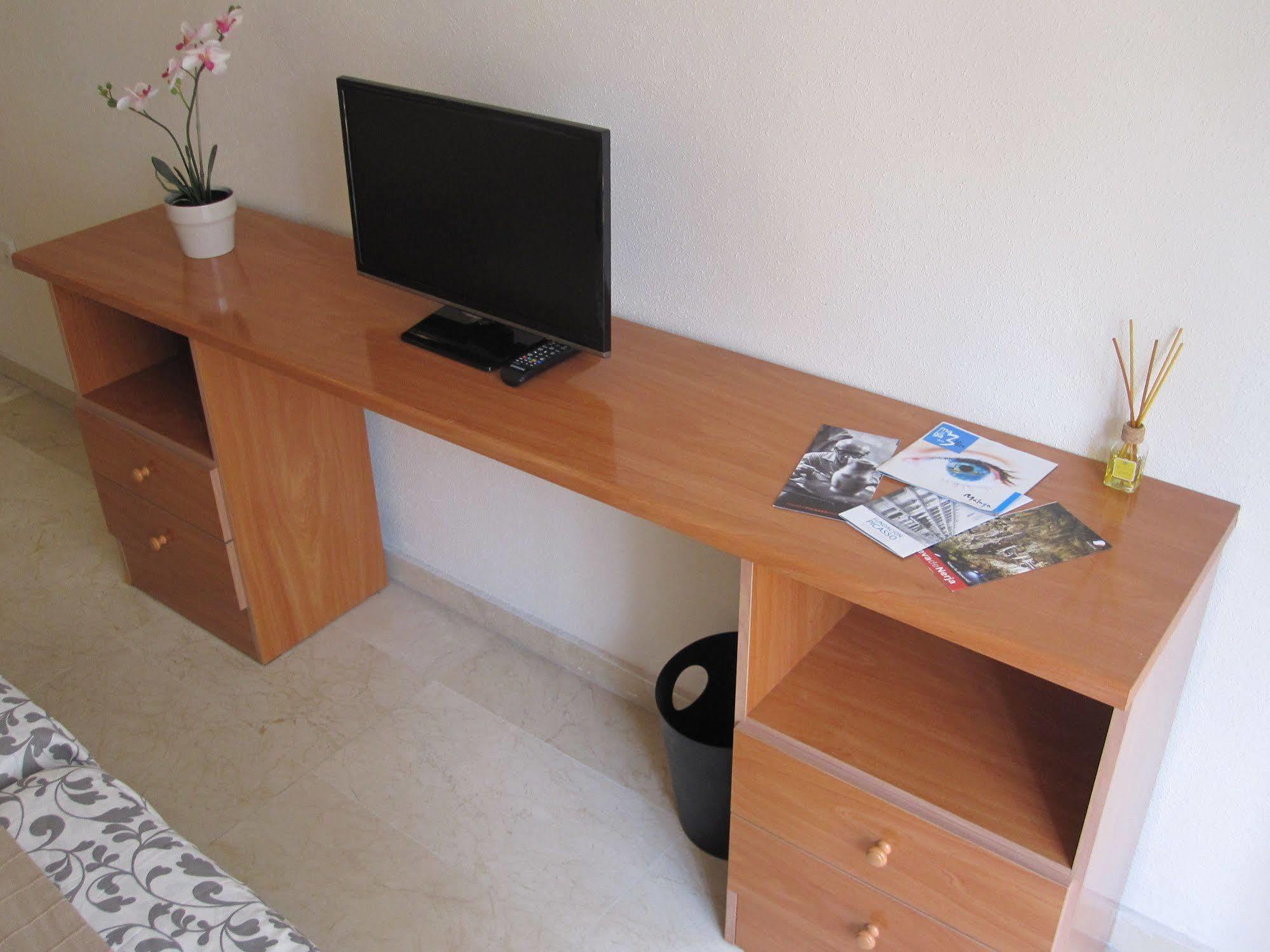 Fan Flat Mariscal Apartment Malaga Bagian luar foto