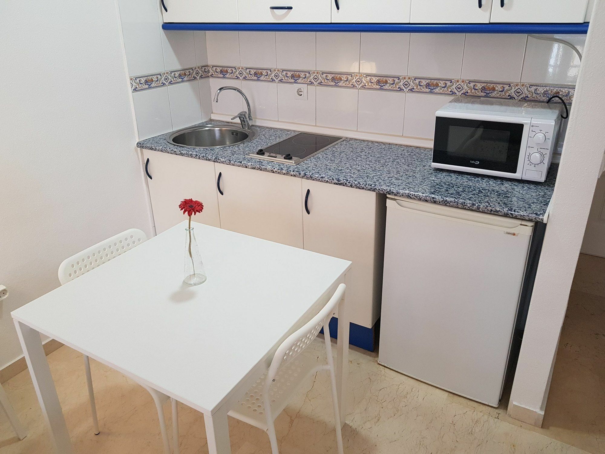 Fan Flat Mariscal Apartment Malaga Bagian luar foto