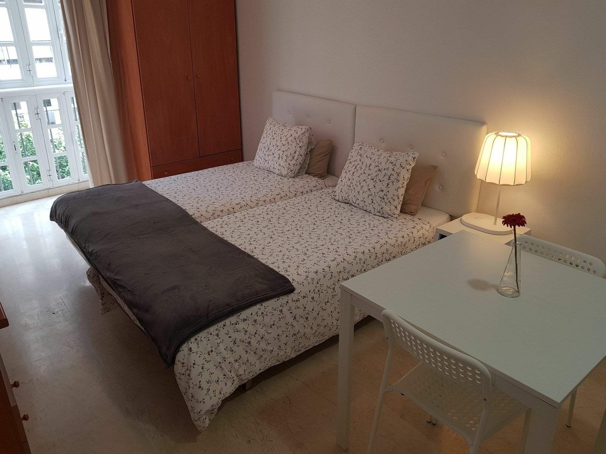 Fan Flat Mariscal Apartment Malaga Bagian luar foto