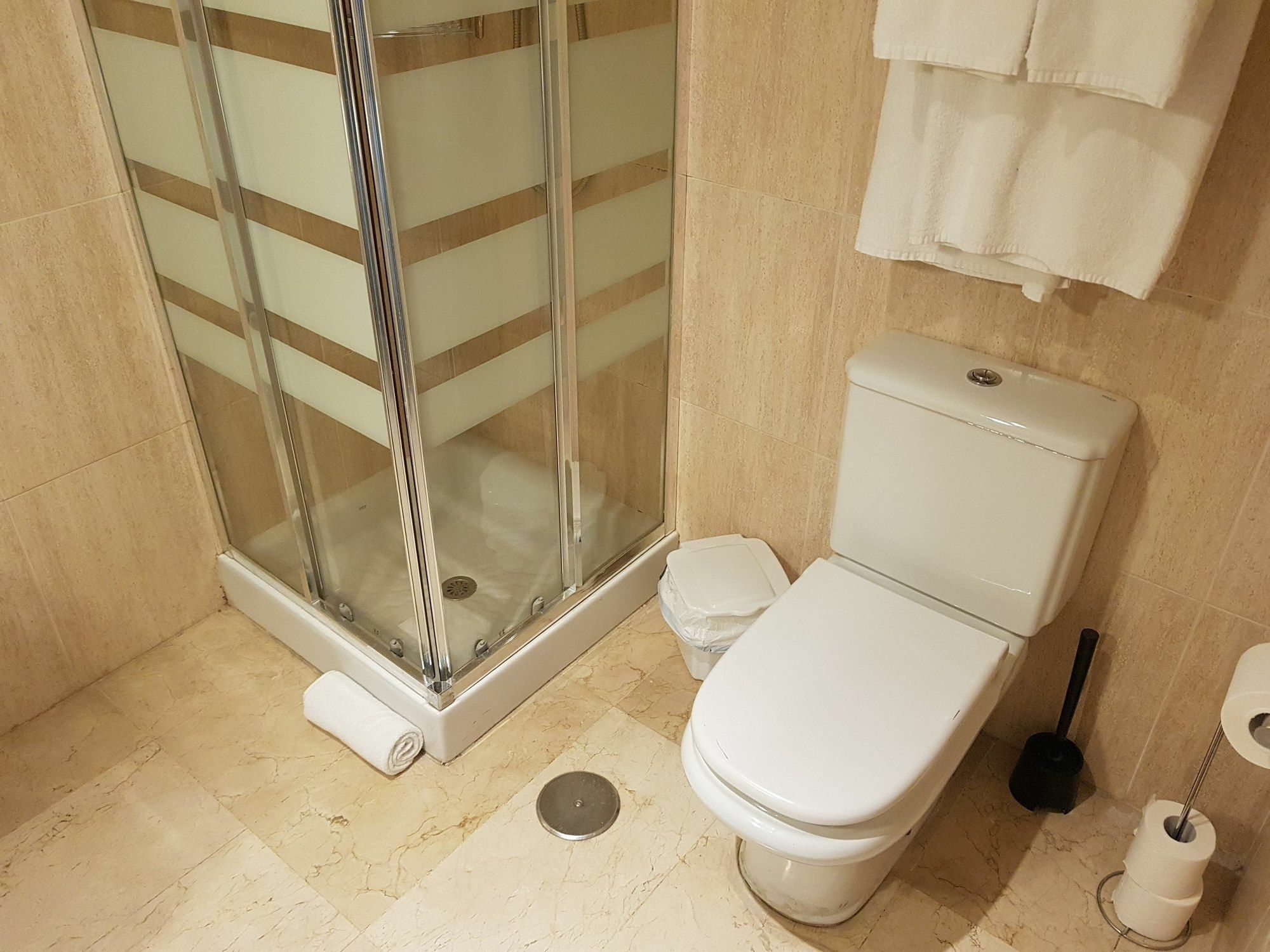 Fan Flat Mariscal Apartment Malaga Bagian luar foto