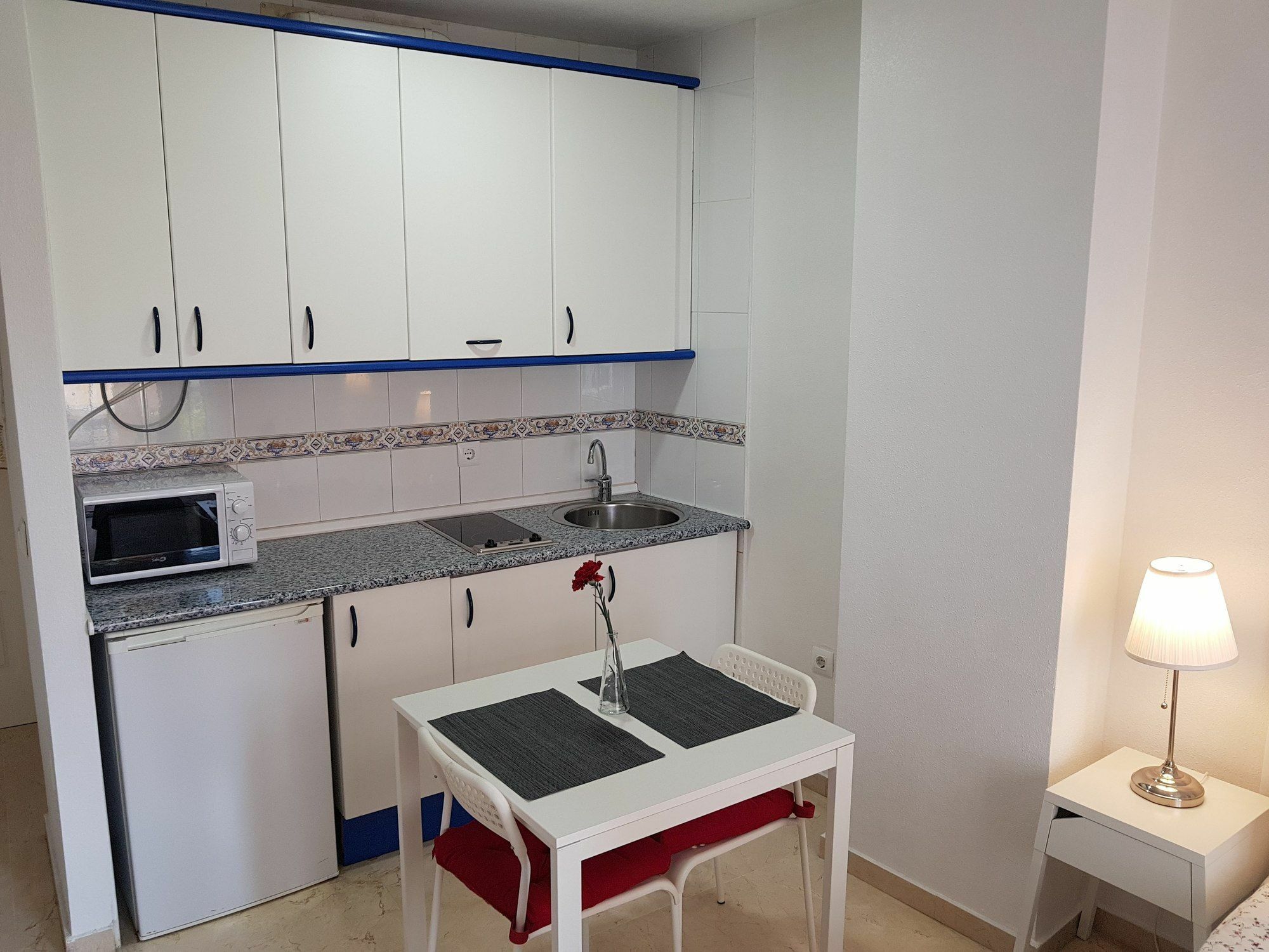 Fan Flat Mariscal Apartment Malaga Bagian luar foto