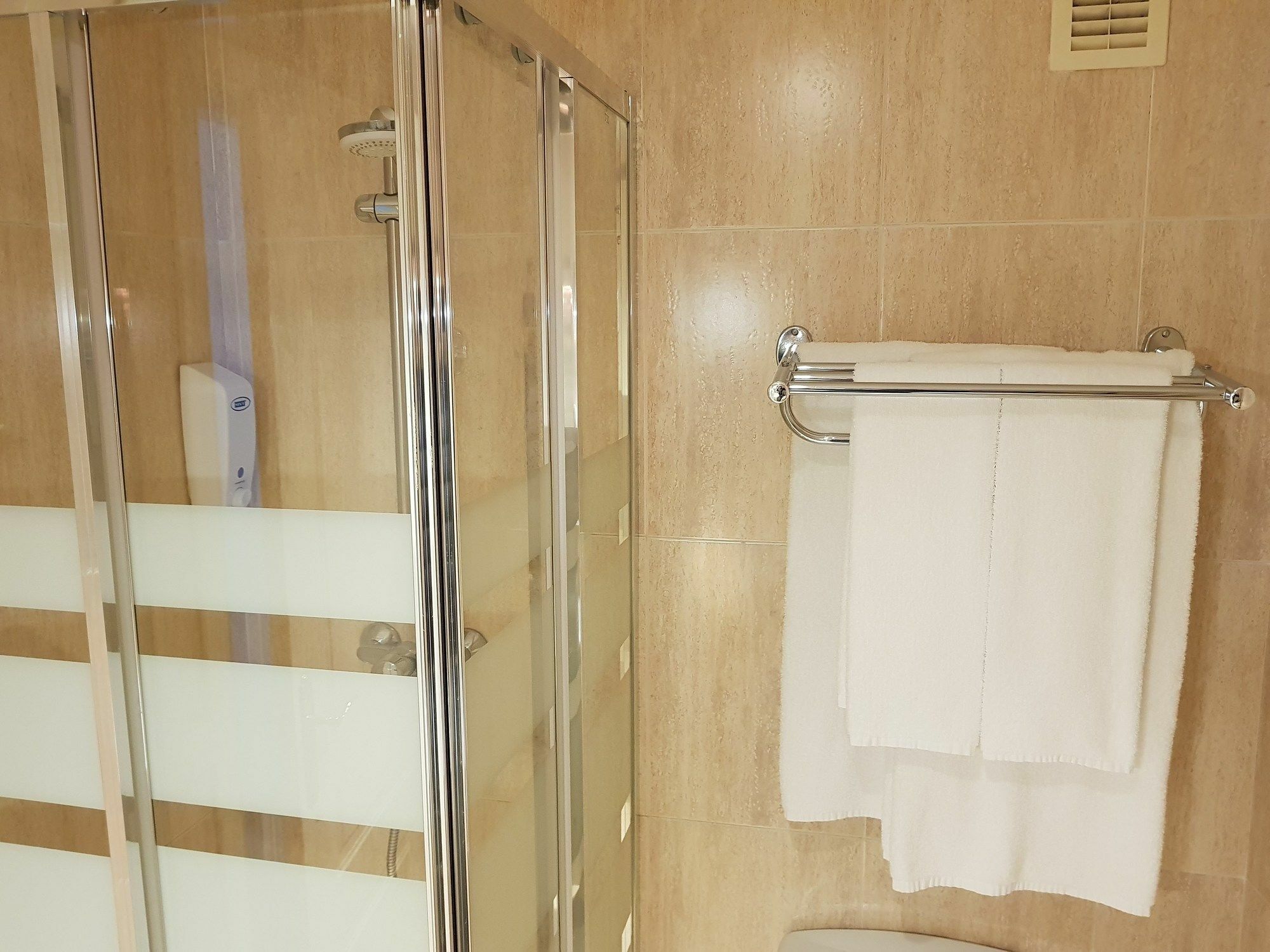Fan Flat Mariscal Apartment Malaga Bagian luar foto